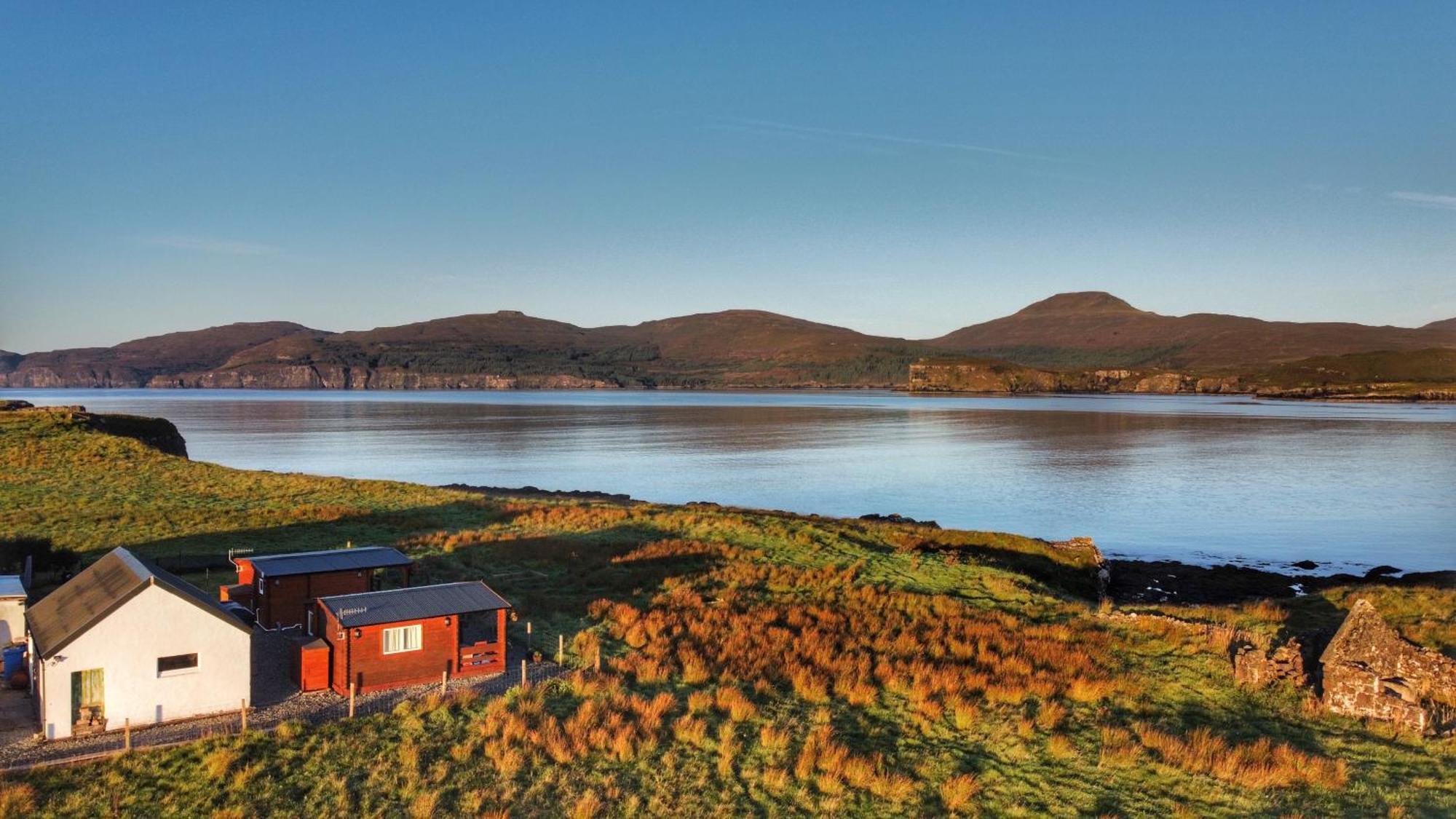 Harlosh Log Cabins Dunvegan  Exterior photo